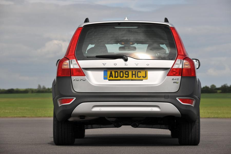  Volvo XC70 2010 года  (фото 30 из 58)